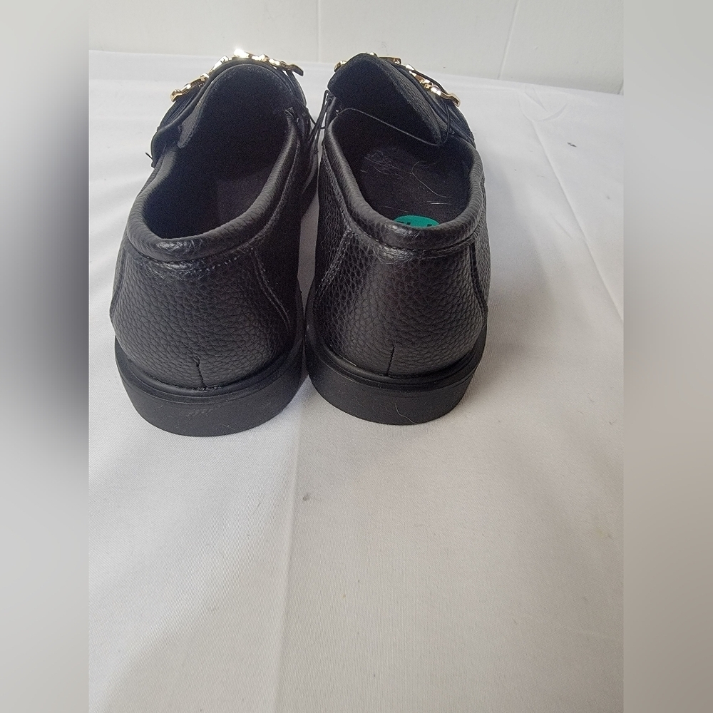 Areosoles Brayla Black Pebbled Loafer Womens Size 7.5  Goldtone Hardwear - Picture 7 of 8